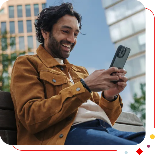 Man op telefoon