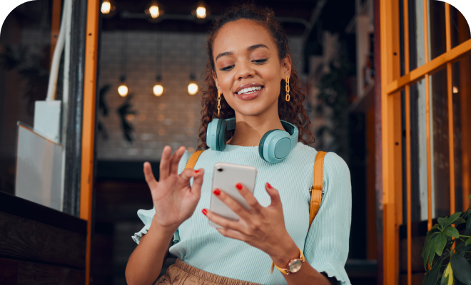 Femme au téléphone