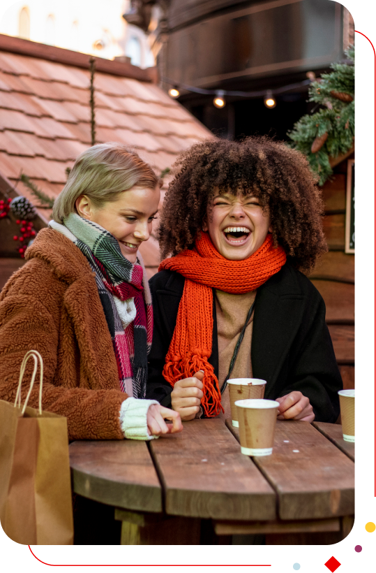 Amis au marché de Noël