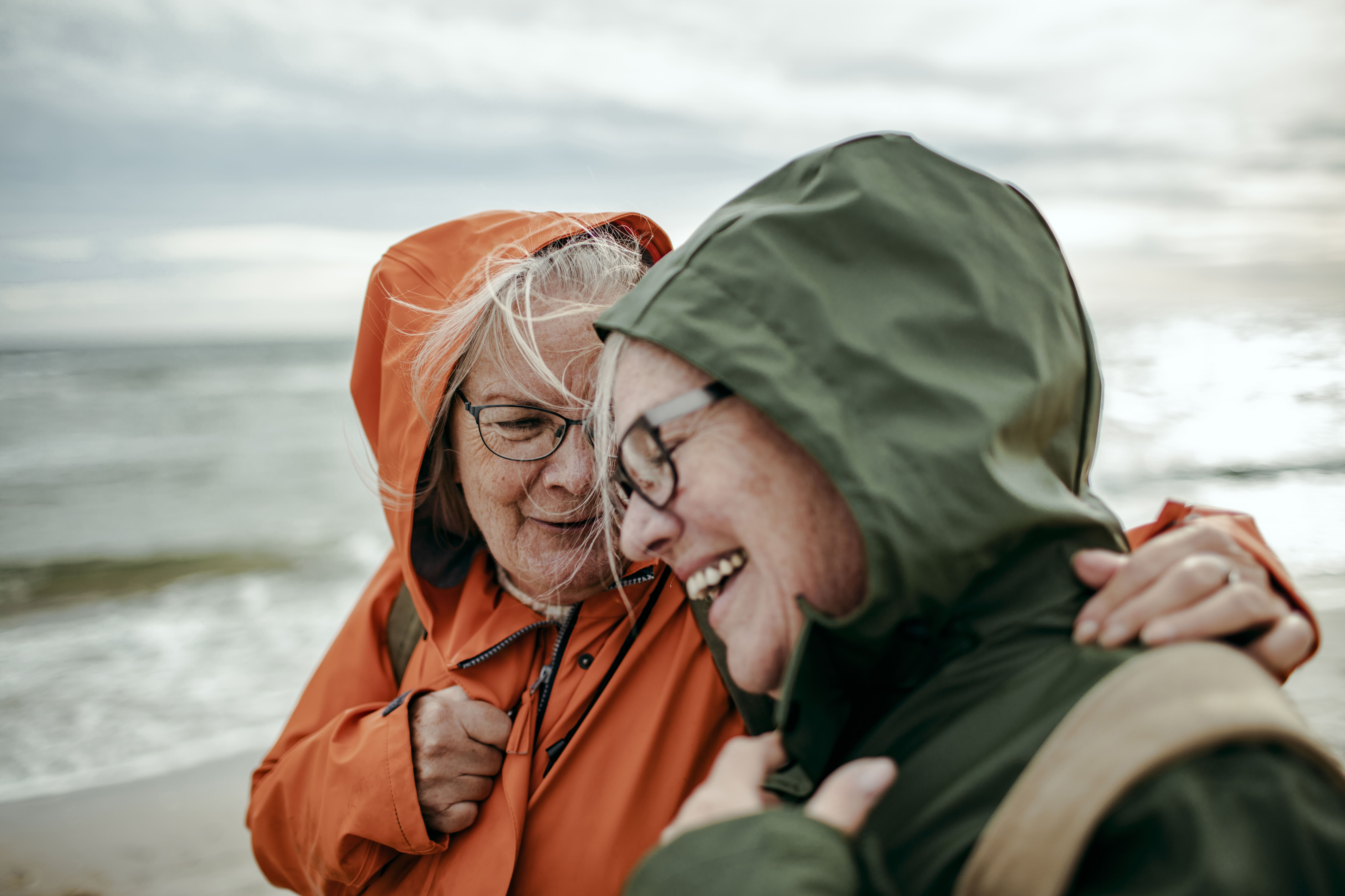 Deux femmes à la mer