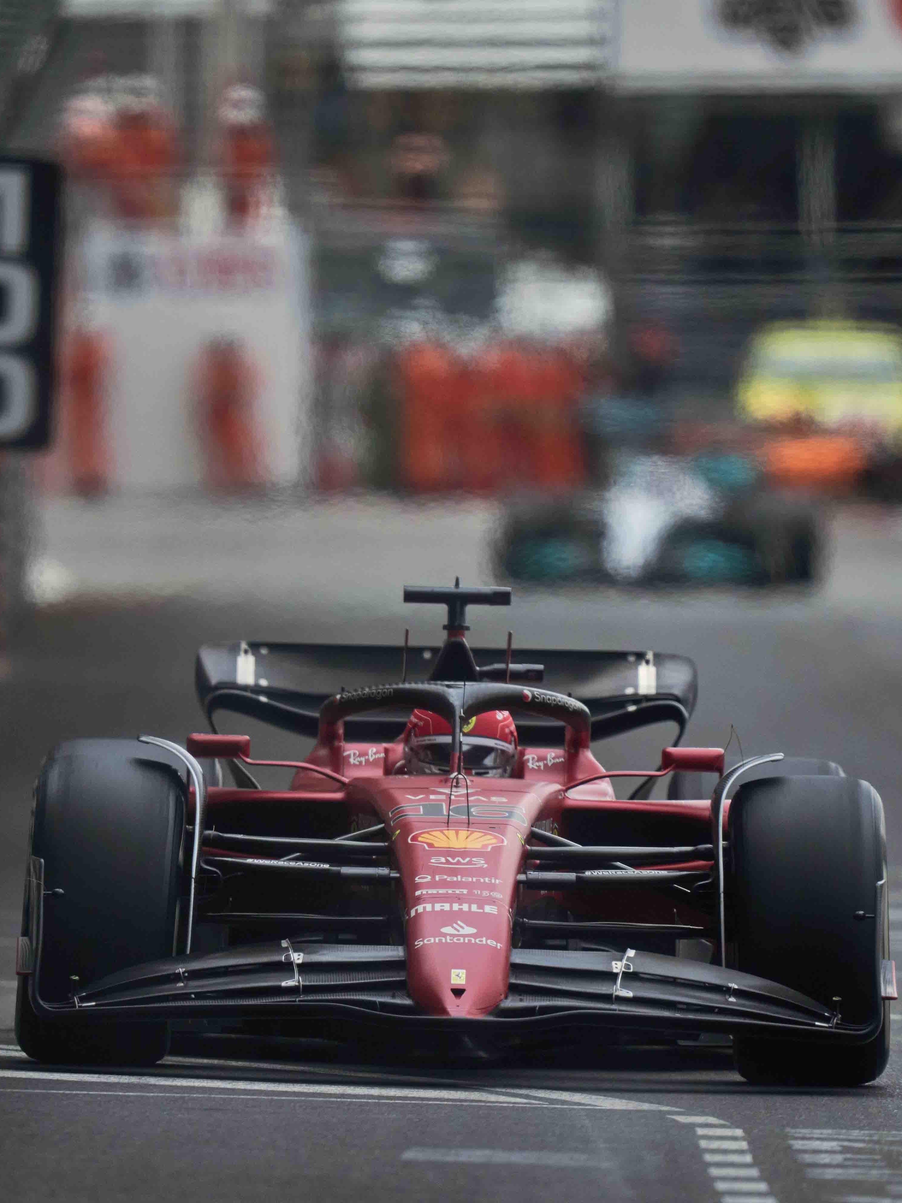 Santander sponsorship Formula 1 Ferrari